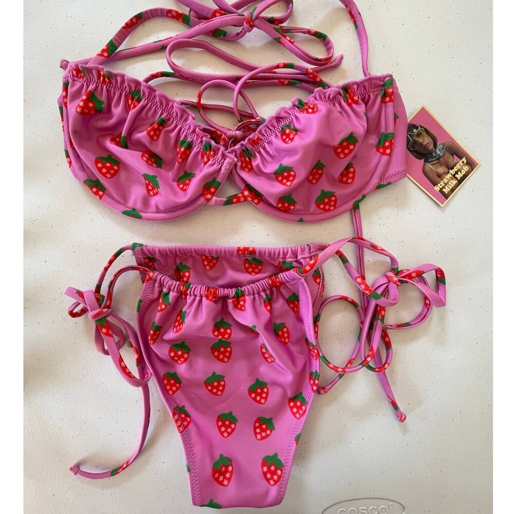 NWT Large Milk Mob Top with Medium Bottom Swimsuit Bikini
